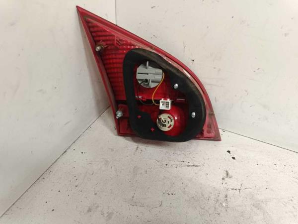 FEU ARRIERE DROIT KIA VENGA 2010-2014 - Vue 2